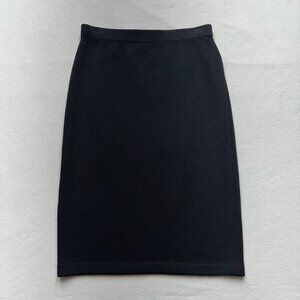 St. John Basics Santana Knit Knee Length Pull On Skirt Size 6 Black Classic
